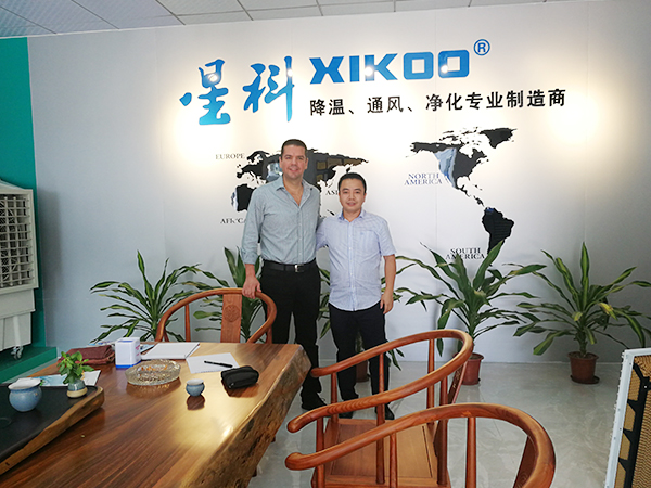 法國客戶留影 法國客戶留影